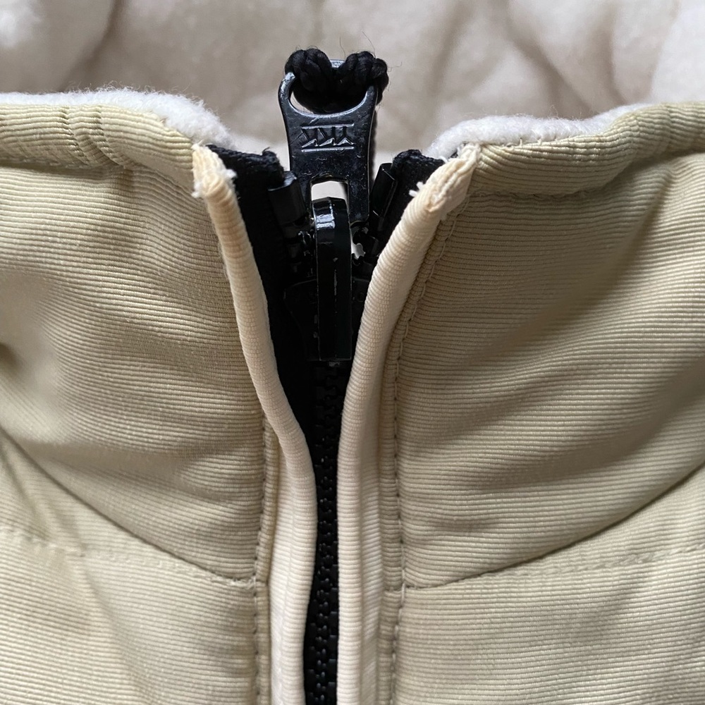 POWDER Room Cream Sleeveless Vest - Picture 9 of 11